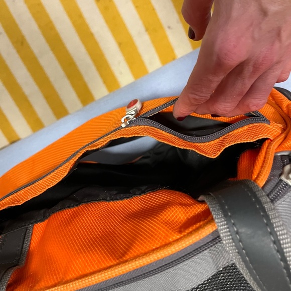 Argo orange dog carrier - Picture 9 of 11